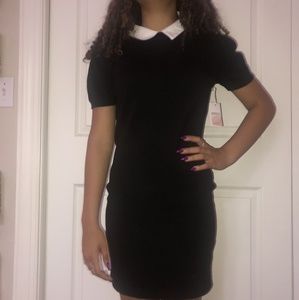 Blsck dress with peter pan collar attached